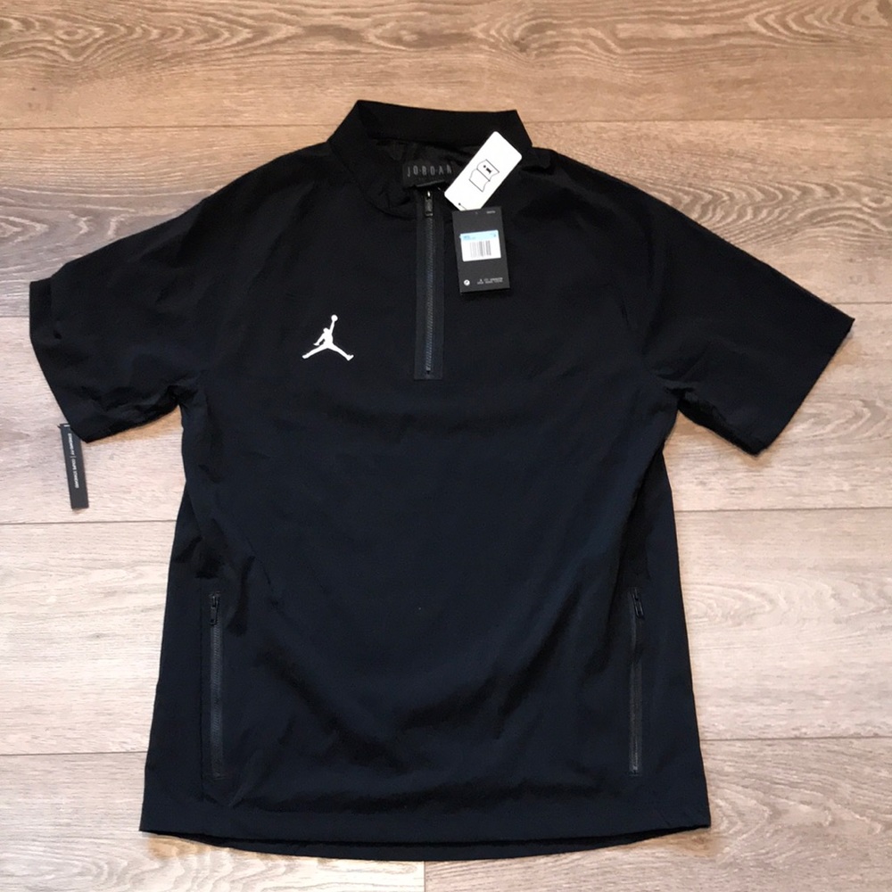 Jordan brand quarter zip windbreaker jacket, short sleeve, Men’s Medium NWT, Blk
